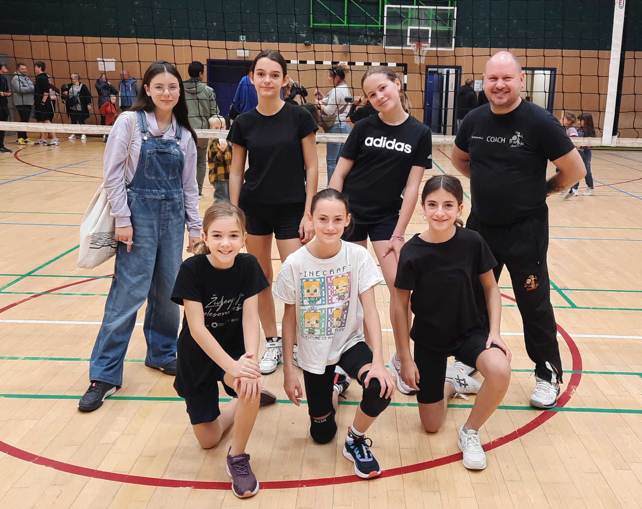 Barbãr Teams Ixelles Volley Club